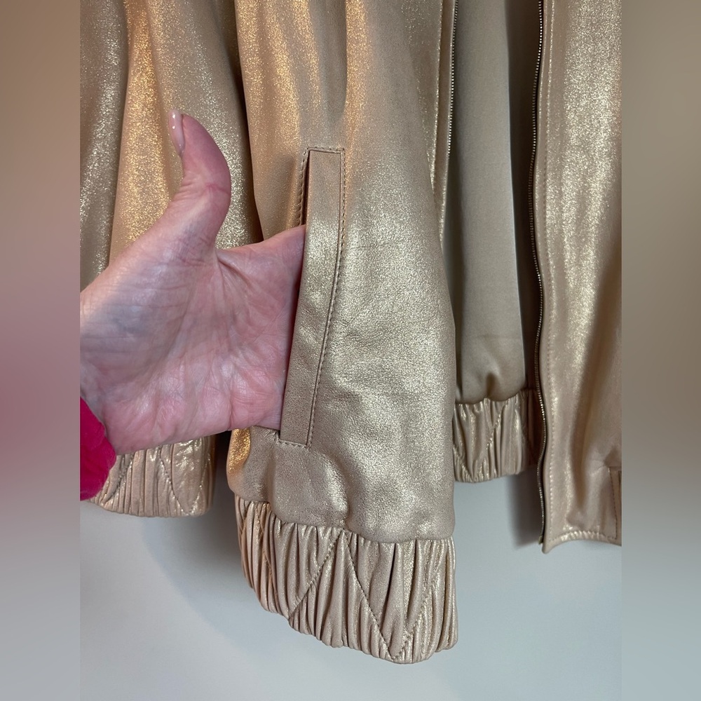 St. John 100% Lambs Leather and Silk Gold Bomber Jacket Women's M Like New - Picture 5 of 9